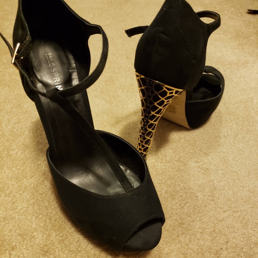 Call It Spring - Faux Suede T-Strap Size 8